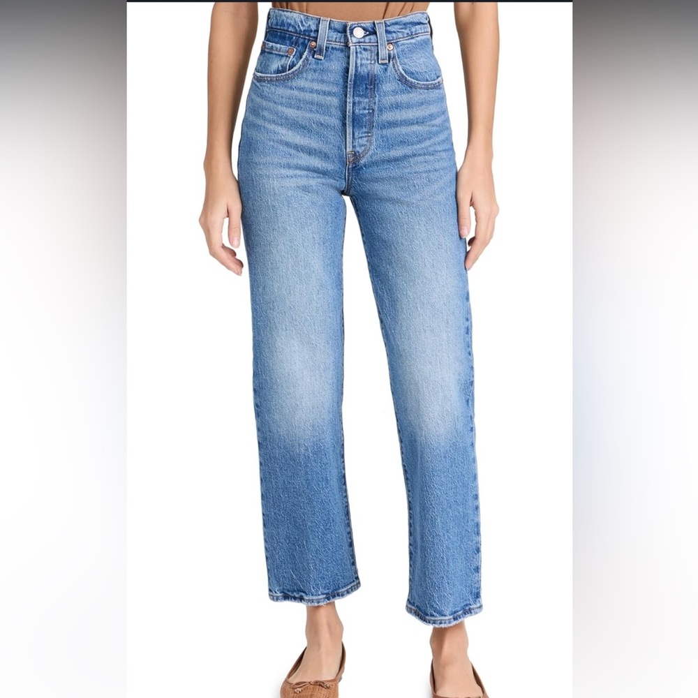 Levi’s Ribcage Straight Jean